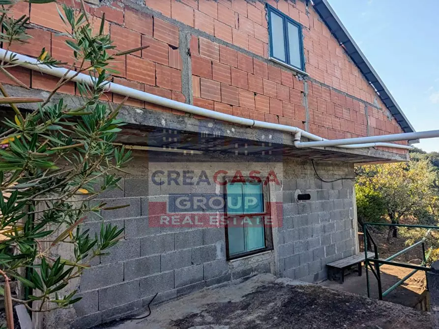 Immagine 14 di Agriturismo in vendita  in Piano Croce a Calatabiano