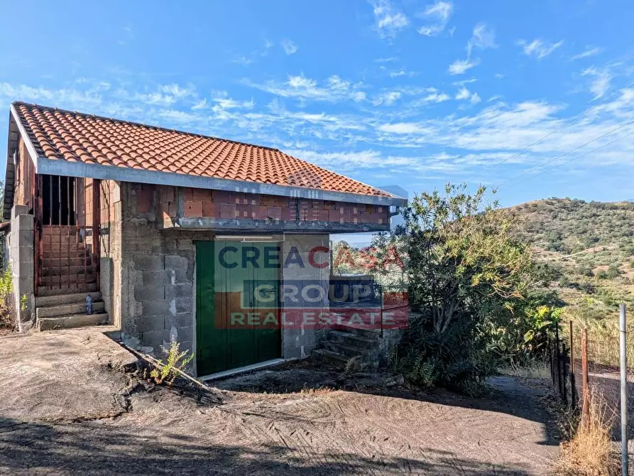 Immagine 24 di Agriturismo in vendita  in Piano Croce a Calatabiano