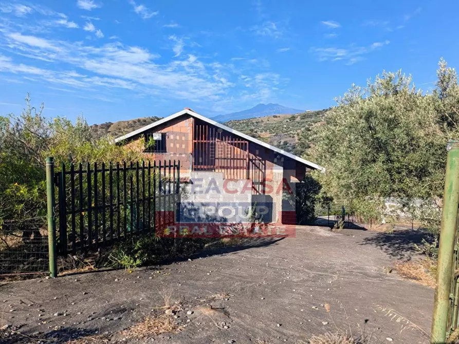 Immagine 28 di Agriturismo in vendita  in Piano Croce a Calatabiano