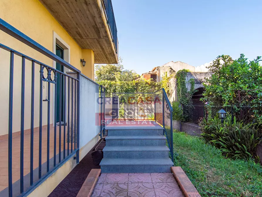 Immagine 38 di Villetta a schiera in vendita  in via san biagio a Mascali