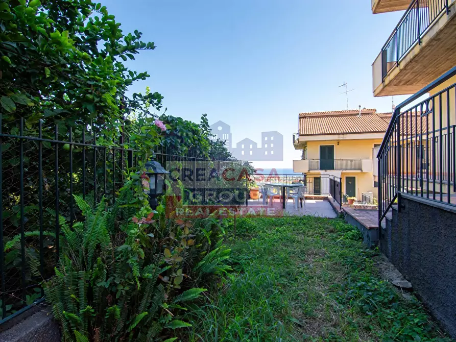 Immagine 33 di Villetta a schiera in vendita  in via san biagio a Mascali