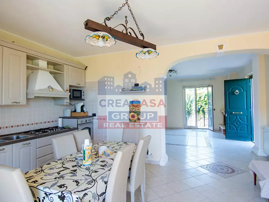 Immagine 2 di Villetta a schiera in vendita  in via san biagio a Mascali