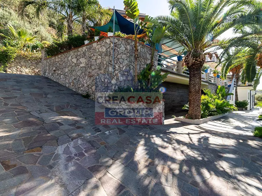 Immagine 2 di Villa in vendita  in C.da Cupparo a Graniti