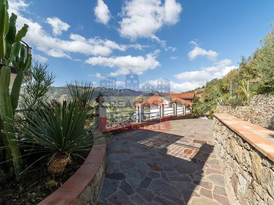 Immagine 40 di Villa in vendita  in C.da Cupparo a Graniti