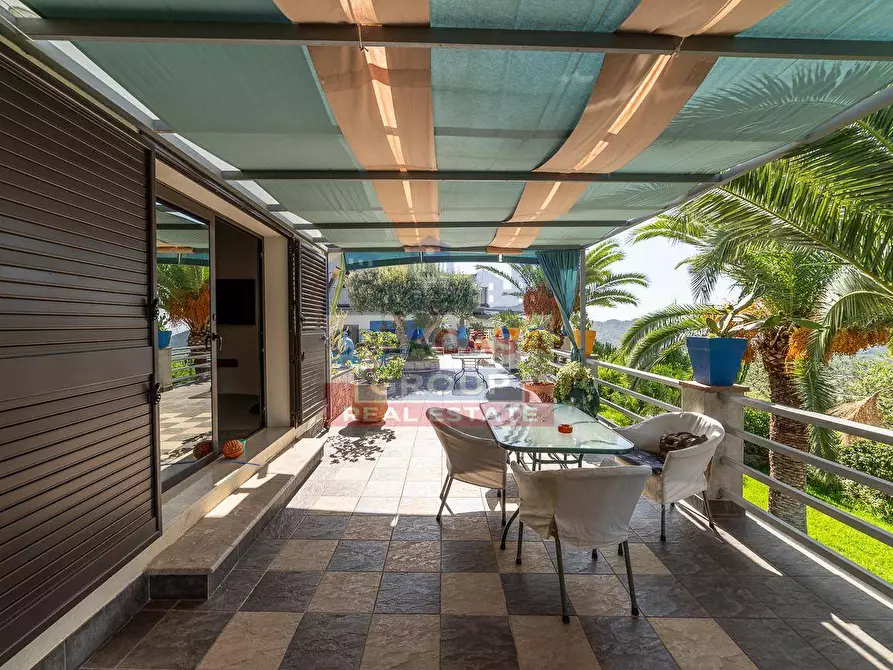 Immagine 8 di Villa in vendita  in C.da Cupparo a Graniti