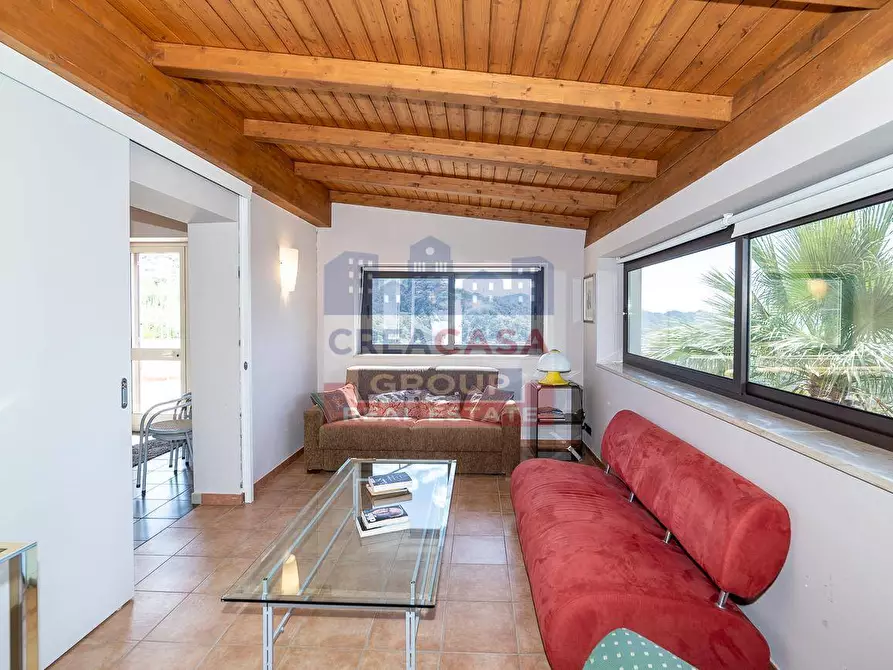 Immagine 29 di Villa in vendita  in C.da Cupparo a Graniti