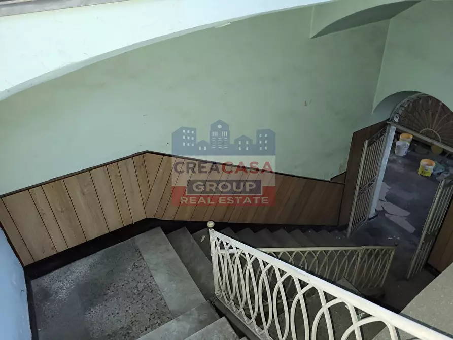 Immagine 5 di Palazzo in vendita  in Via Meli a Giarre