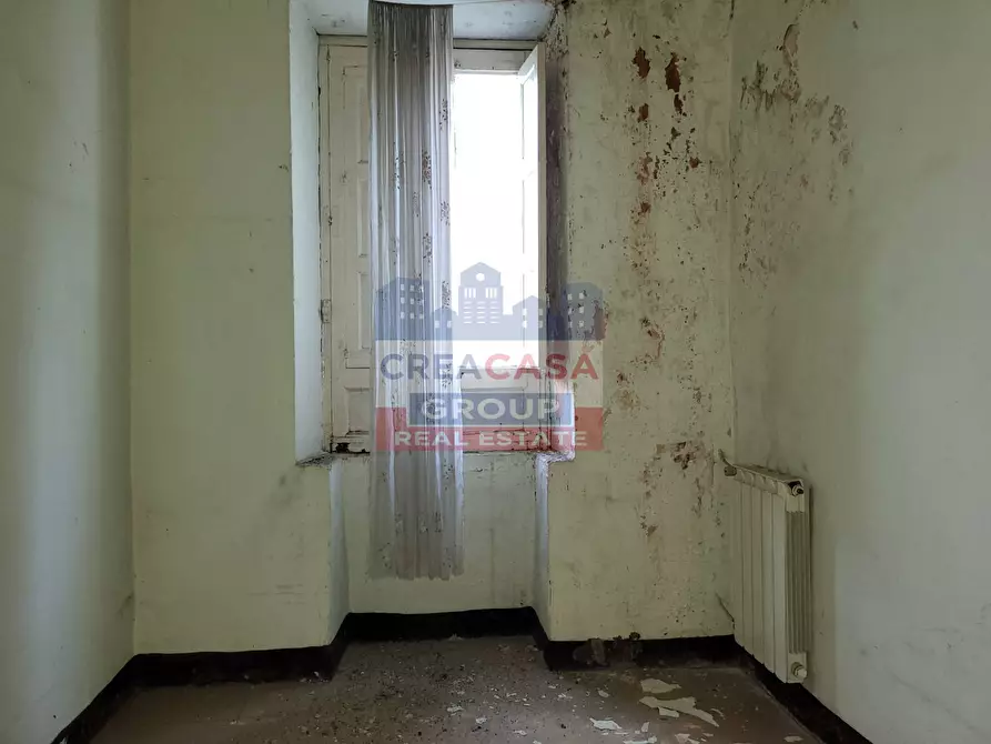 Immagine 15 di Palazzo in vendita  in Via Meli a Giarre
