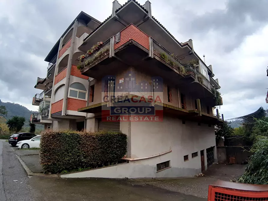 Immagine 12 di Appartamento in vendita  in Corso delle Provincie a Antillo