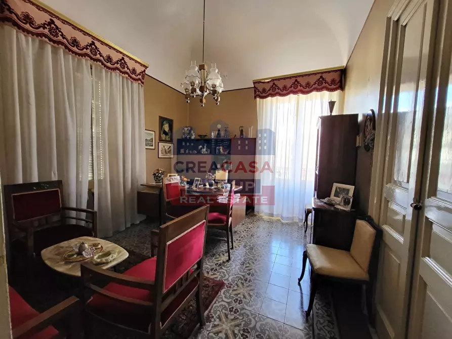 Immagine 10 di Palazzo in vendita  in Via mangani soprani a Piedimonte Etneo