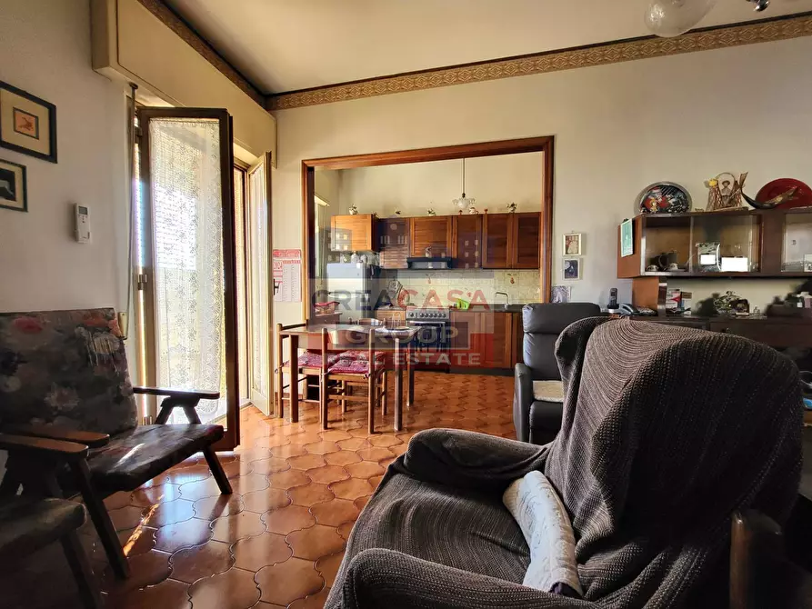 Immagine 16 di Palazzo in vendita  in Via mangani soprani a Piedimonte Etneo