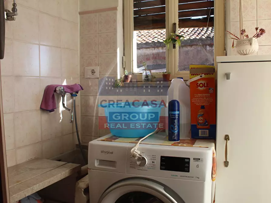 Immagine 29 di Palazzo in vendita  in Via mangani soprani a Piedimonte Etneo