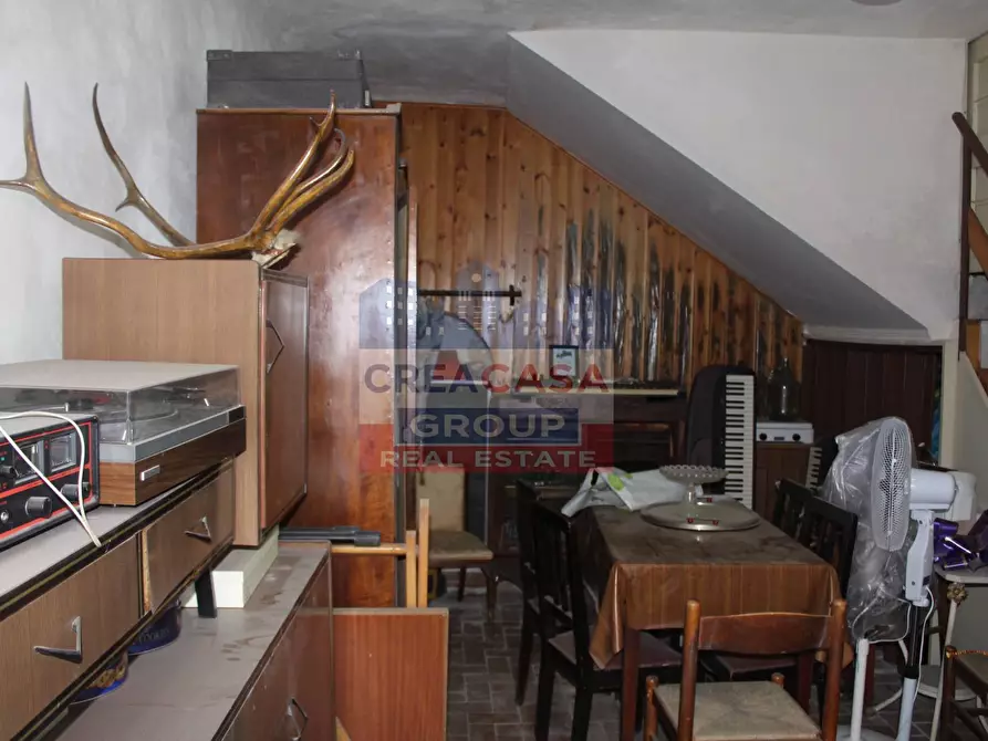 Immagine 33 di Palazzo in vendita  in Via mangani soprani a Piedimonte Etneo