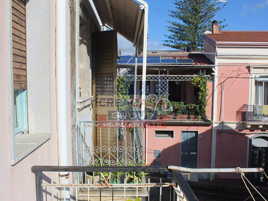 Immagine 46 di Palazzo in vendita  in Via mangani soprani a Piedimonte Etneo