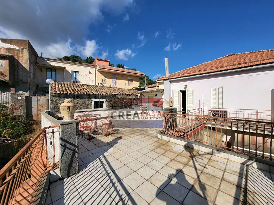 Immagine 38 di Appartamento in vendita  in via Etnea a Mascali