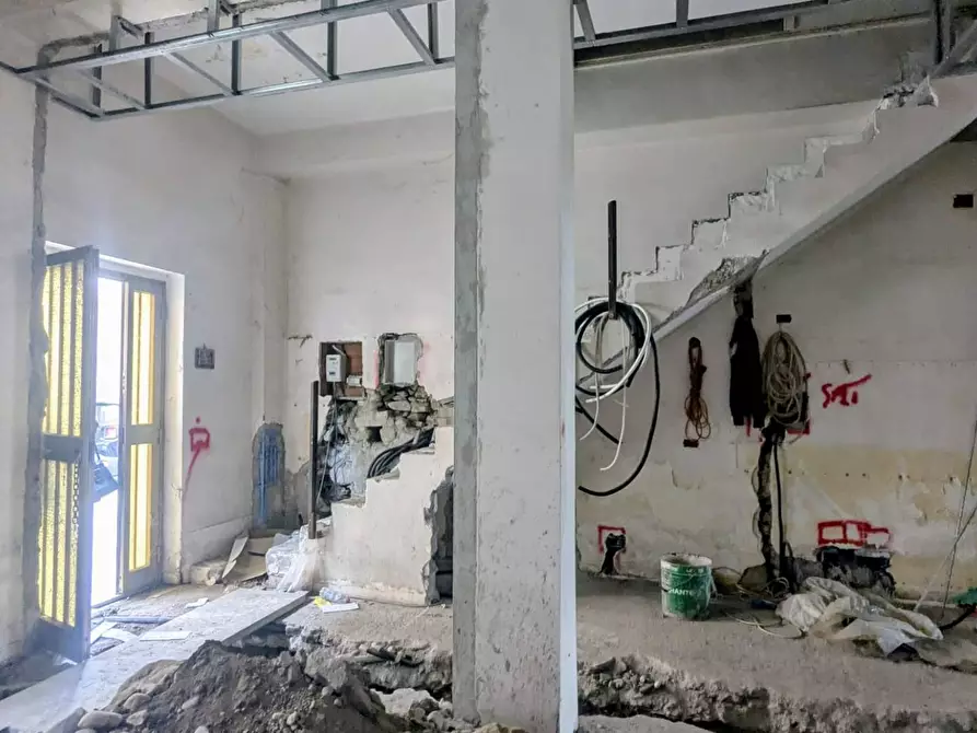 Immagine 14 di Casa indipendente in vendita  in via Garibaldi a Calatabiano