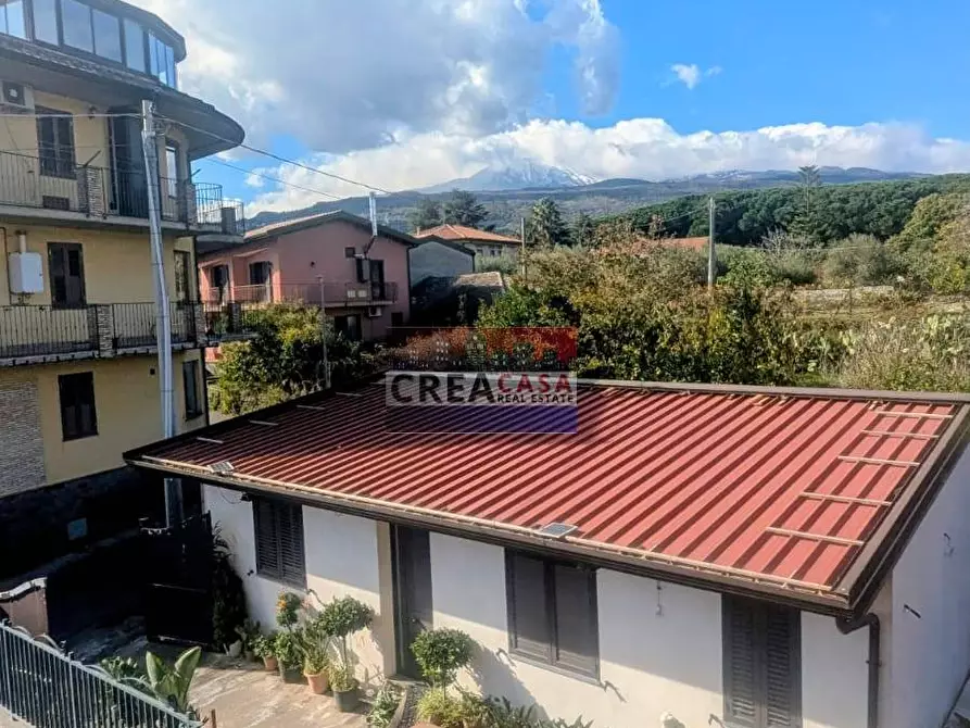 Immagine 25 di Villa in vendita  in via Albero San Filippo a Piedimonte Etneo