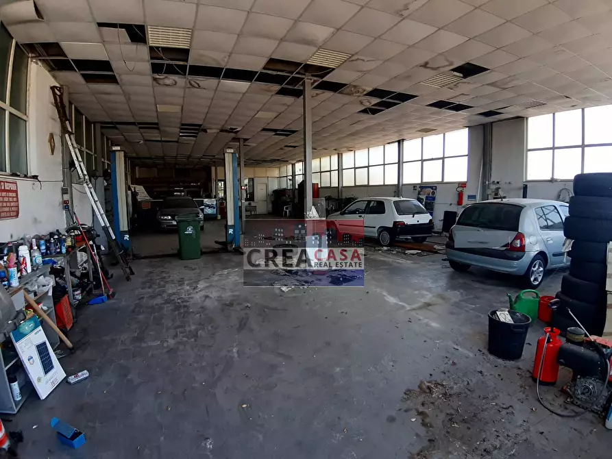 Immagine 4 di Capannone industriale in vendita  in SS 114 a Calatabiano
