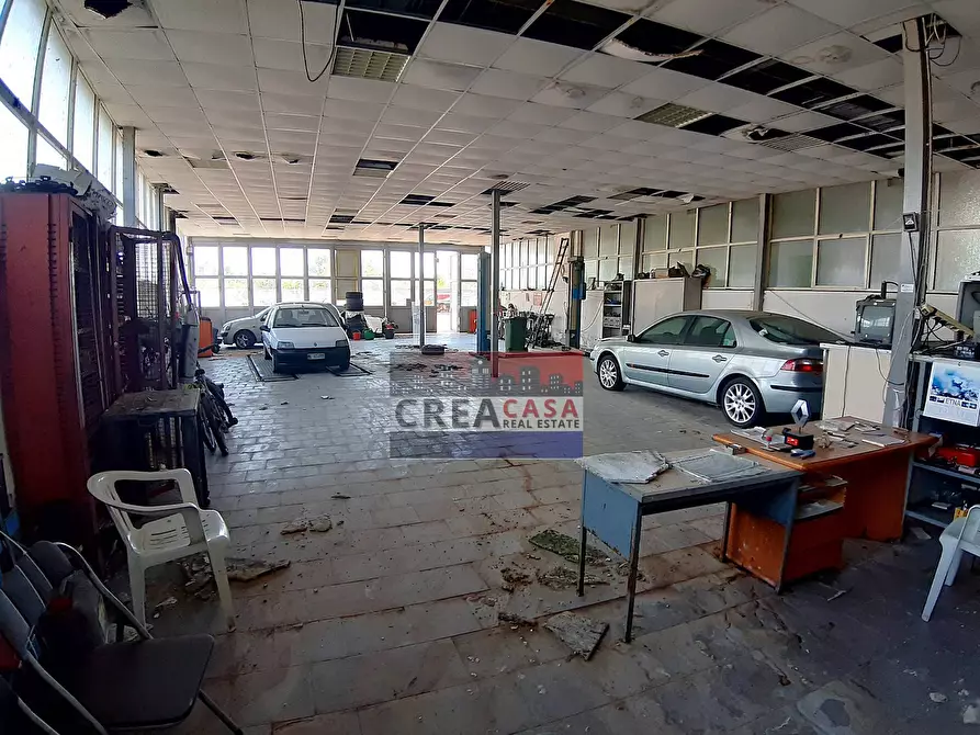 Immagine 8 di Capannone industriale in vendita  in SS 114 a Calatabiano