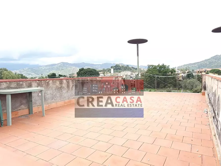 Immagine 15 di Appartamento in vendita  in via francavilla a Taormina