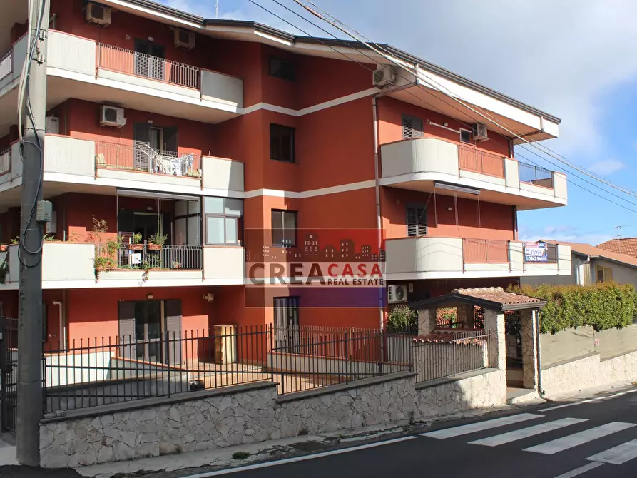 Immagine 2 di Appartamento in vendita  in Via Vincenzo Bellini a Piedimonte Etneo
