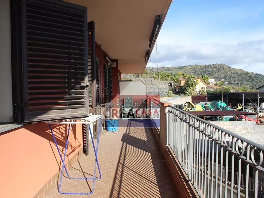 Immagine 30 di Appartamento in vendita  in Via Vincenzo Bellini a Piedimonte Etneo