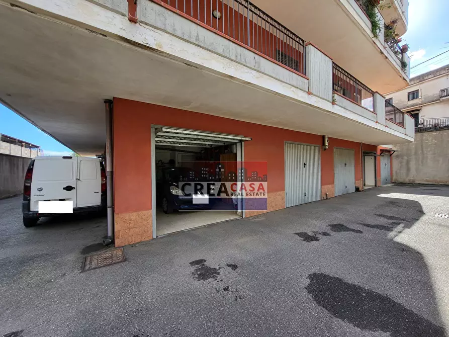 Immagine 42 di Appartamento in vendita  in Via Vincenzo Bellini a Piedimonte Etneo