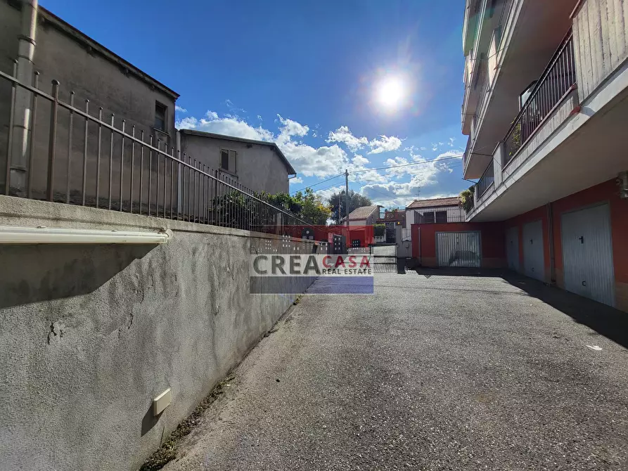 Immagine 46 di Appartamento in vendita  in Via Vincenzo Bellini a Piedimonte Etneo