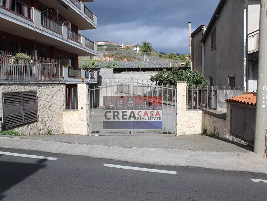Immagine 47 di Appartamento in vendita  in Via Vincenzo Bellini a Piedimonte Etneo