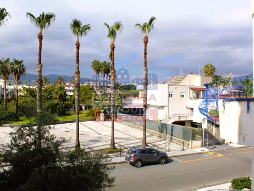 Immagine 35 di Appartamento in vendita  in via Teocle a Giardini-Naxos