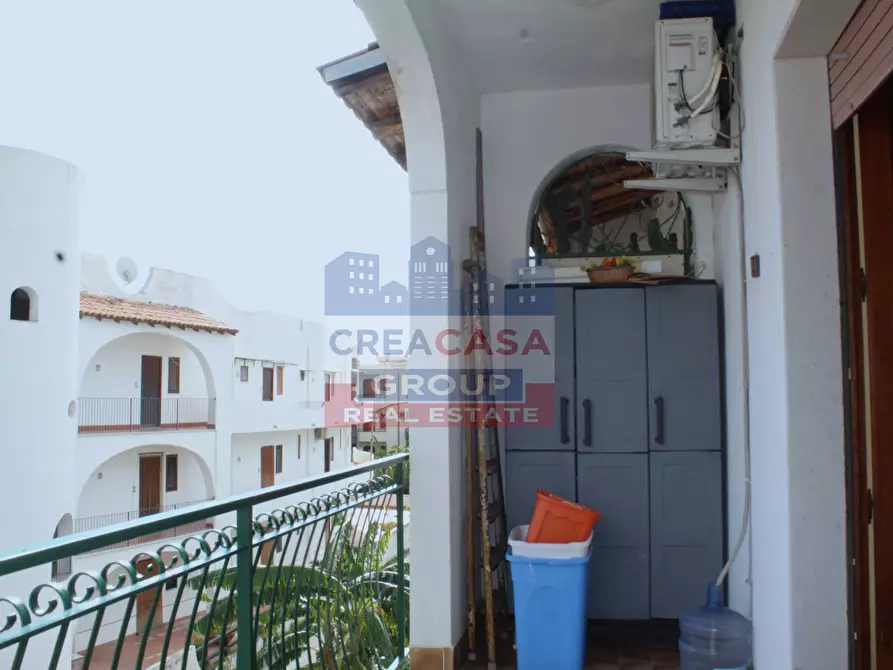 Immagine 40 di Appartamento in vendita  in via Teocle a Giardini-Naxos