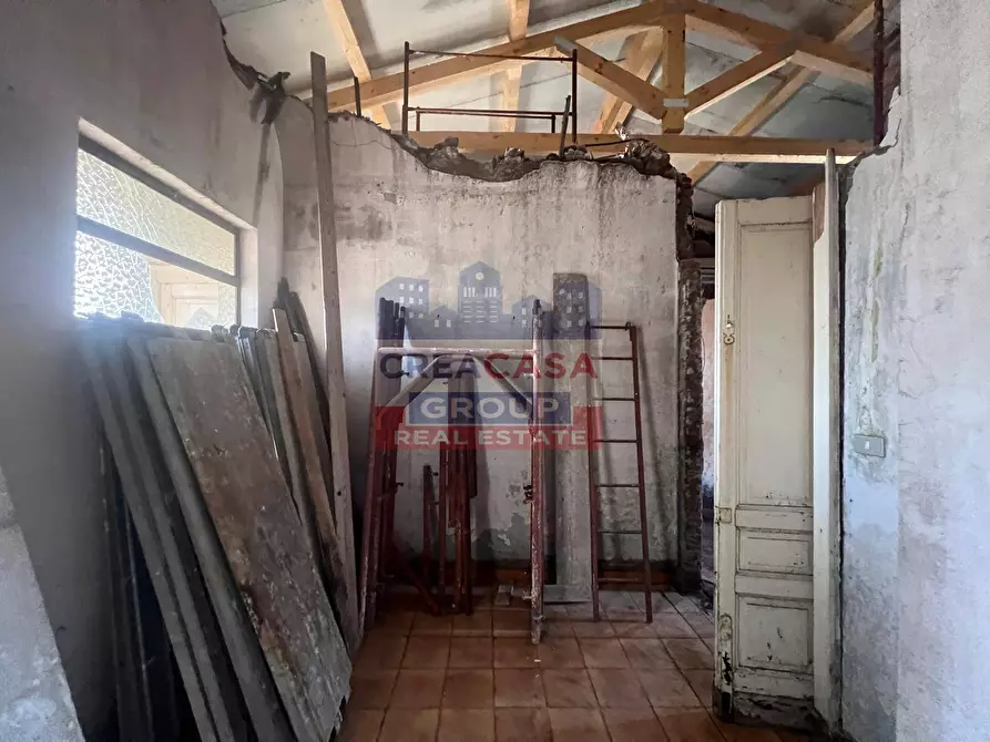 Immagine 12 di Palazzo in vendita  in Mongibello a Riposto