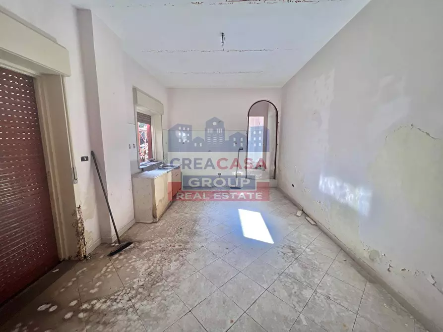 Immagine 25 di Palazzo in vendita  in Mongibello a Riposto