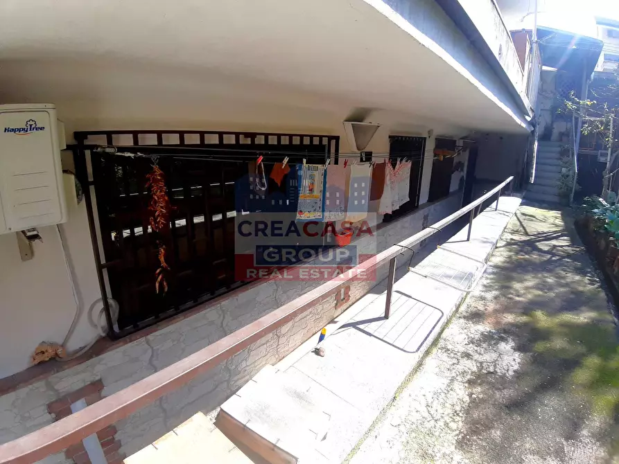 Immagine 28 di Casa semindipendente in vendita  in Via Consolare Valeria a Giardini-Naxos