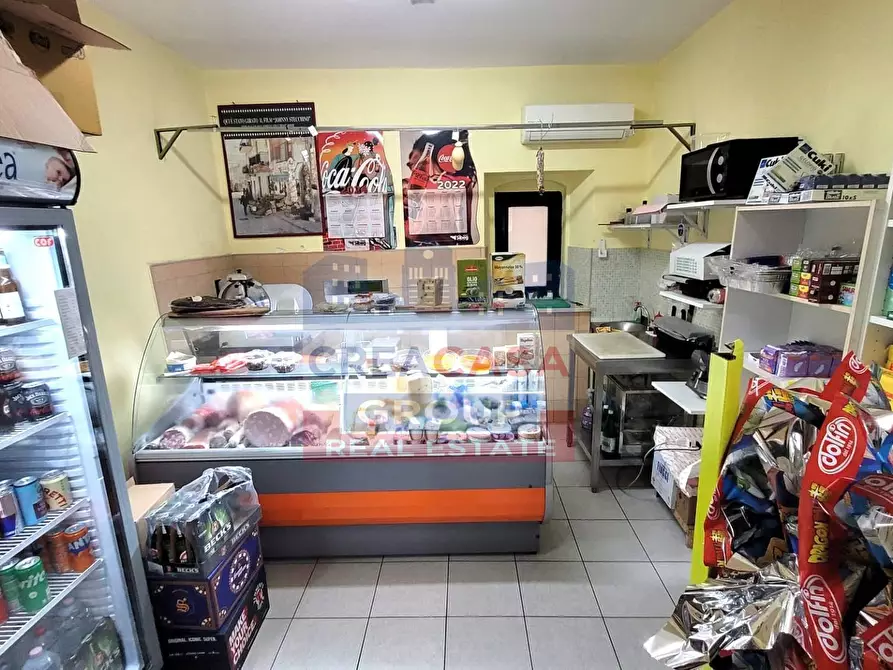 Immagine 4 di Attività commerciale in vendita  in Via Francesco Durante a Taormina