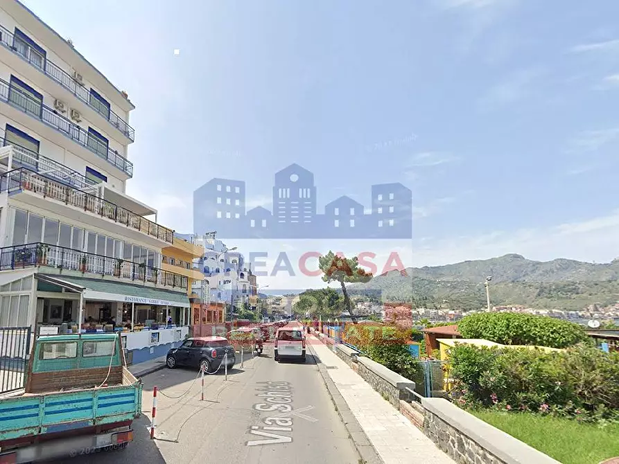 Immagine 21 di Appartamento in affitto  in Via schisò a Giardini-Naxos