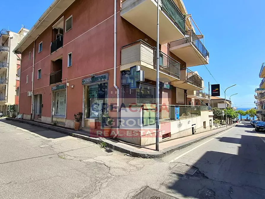 Immagine 3 di Appartamento in vendita  in Casarsa a Giardini-Naxos