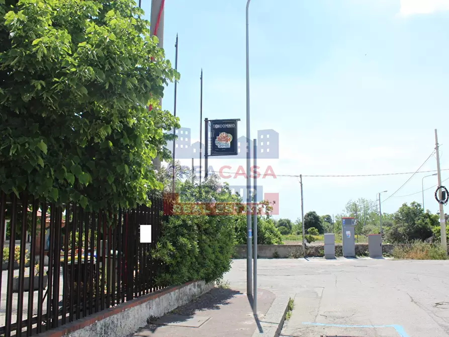 Immagine 2 di Appartamento in vendita  in Via Porticato a Giardini-Naxos