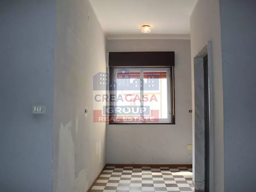 Immagine 10 di Appartamento in vendita  in Via Porticato a Giardini-Naxos