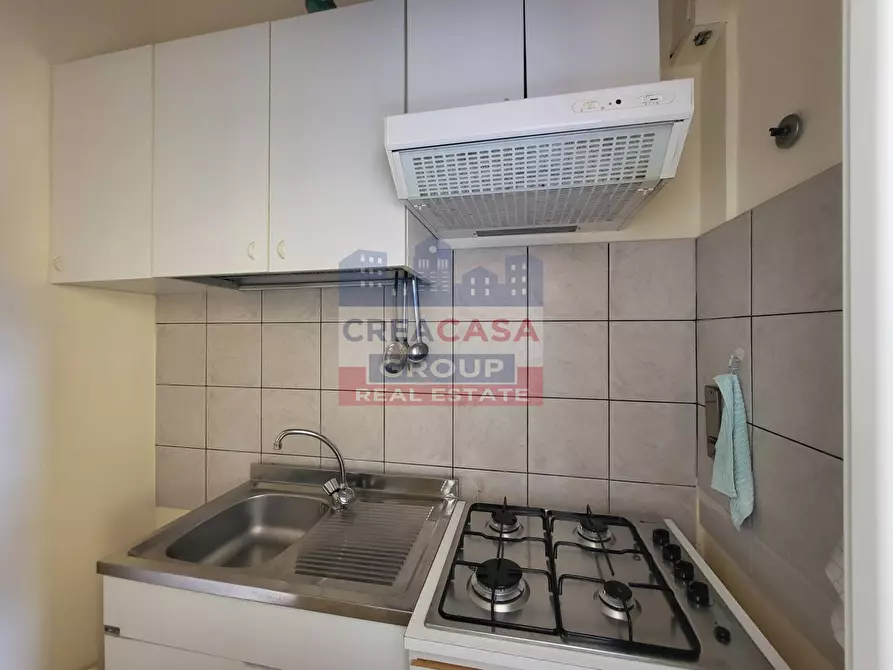 Immagine 25 di Appartamento in vendita  in Via Porticato a Giardini-Naxos