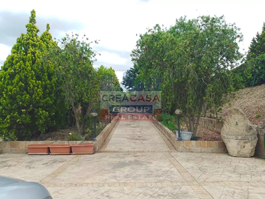 Immagine 8 di Villa in vendita  in c.da sparacio a Aidone