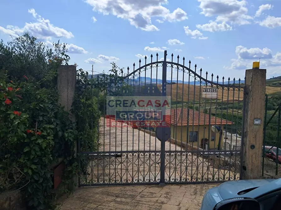 Immagine 45 di Villa in vendita  in c.da sparacio a Aidone