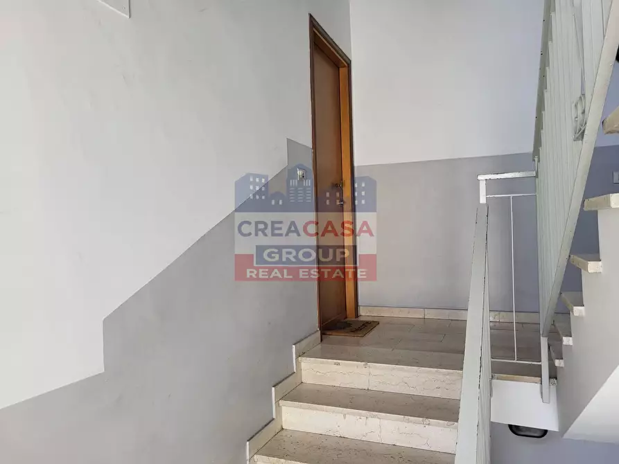 Immagine 5 di Appartamento in vendita  in Via Salvatore Calandruccio a Fiumefreddo Di Sicilia