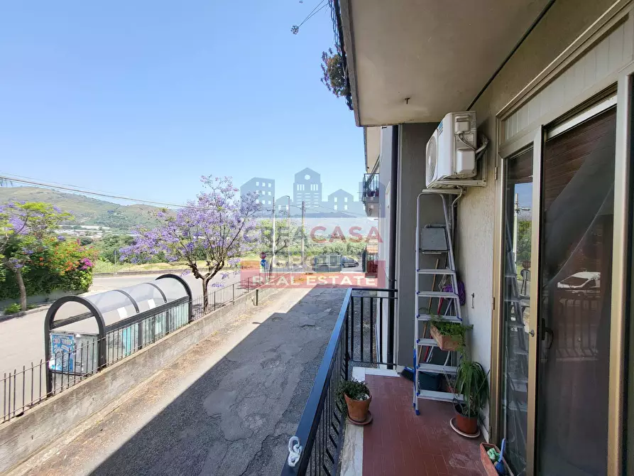 Immagine 26 di Appartamento in vendita  in Via Salvatore Calandruccio a Fiumefreddo Di Sicilia