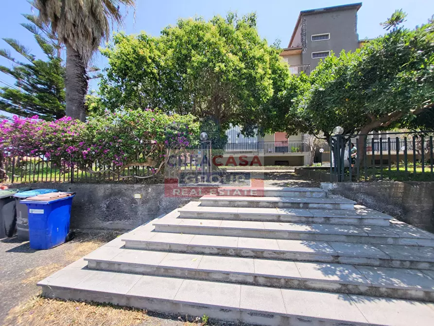 Immagine 34 di Appartamento in vendita  in Via Salvatore Calandruccio a Fiumefreddo Di Sicilia