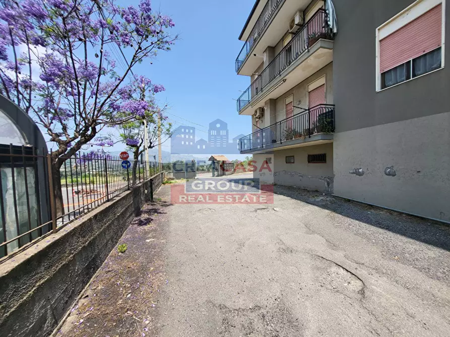 Immagine 41 di Appartamento in vendita  in Via Salvatore Calandruccio a Fiumefreddo Di Sicilia