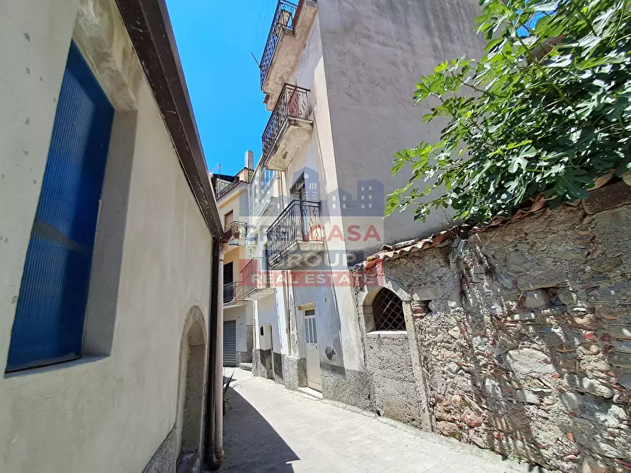 Immagine 21 di Casa indipendente in vendita  in piazza cutrufelli a Graniti