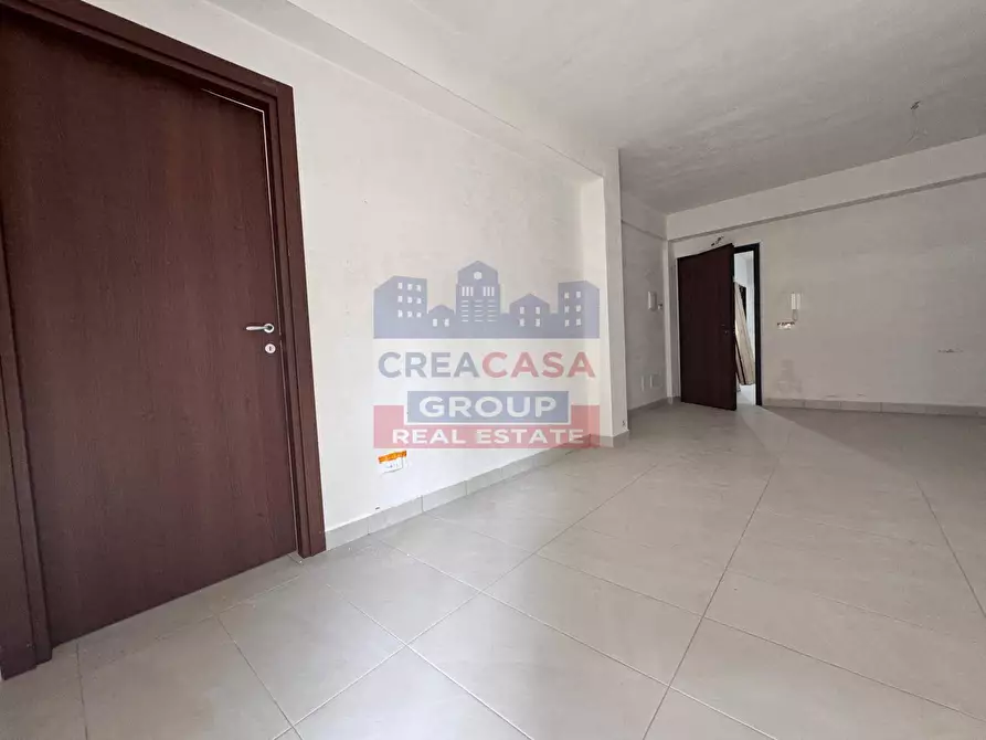 Immagine 6 di Appartamento in vendita  in Via Erice a Giardini-Naxos