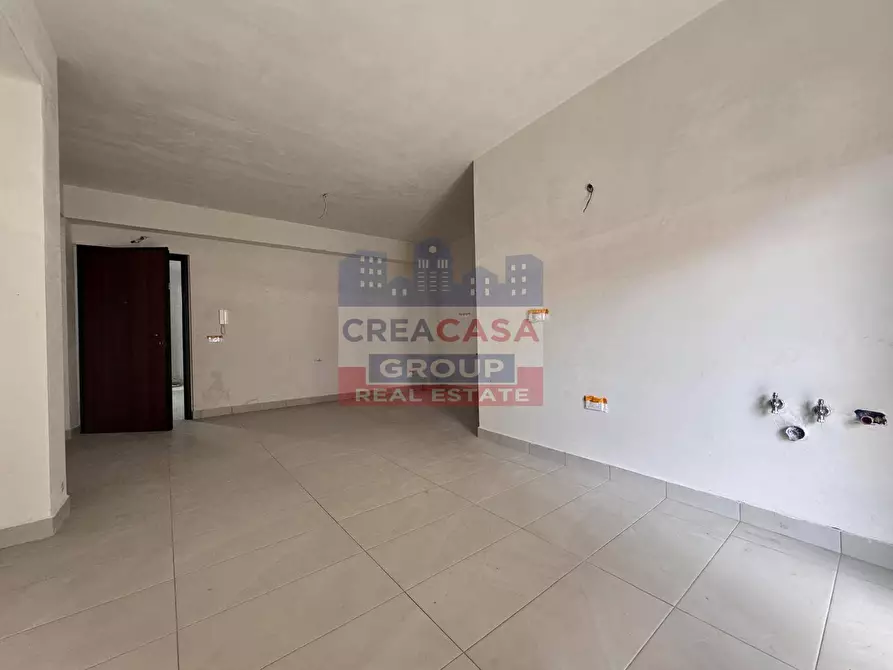 Immagine 3 di Appartamento in vendita  in Via Erice a Giardini-Naxos