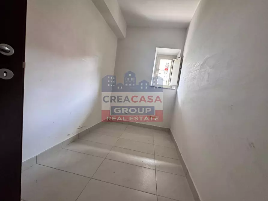 Immagine 10 di Appartamento in vendita  in Via Erice a Giardini-Naxos